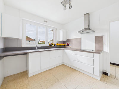 Maison - 102 m² - 5 pièces