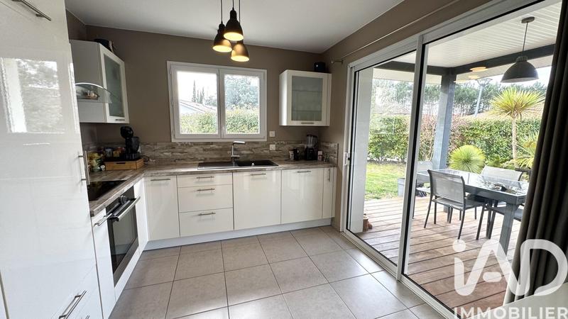 Maison - 91 m² - 4 pièces