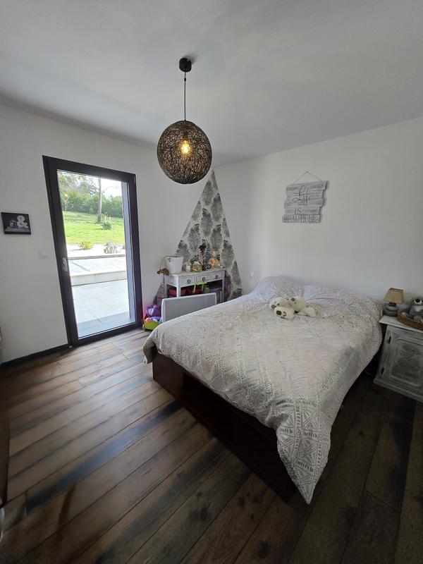 Maison contemporaine - 141 m² - 5 pièces