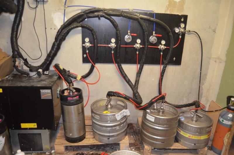 Local commercial - 366 m² - 6 pièces