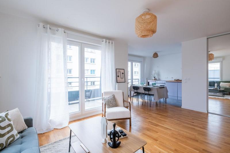 Appartement - 84 m² - 4 pièces