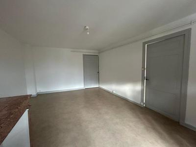 Appartement - 100 m² - 3 pièces