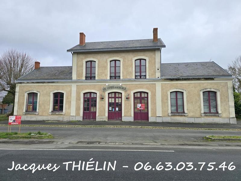 Immeuble - 150 m² - 1 pièce