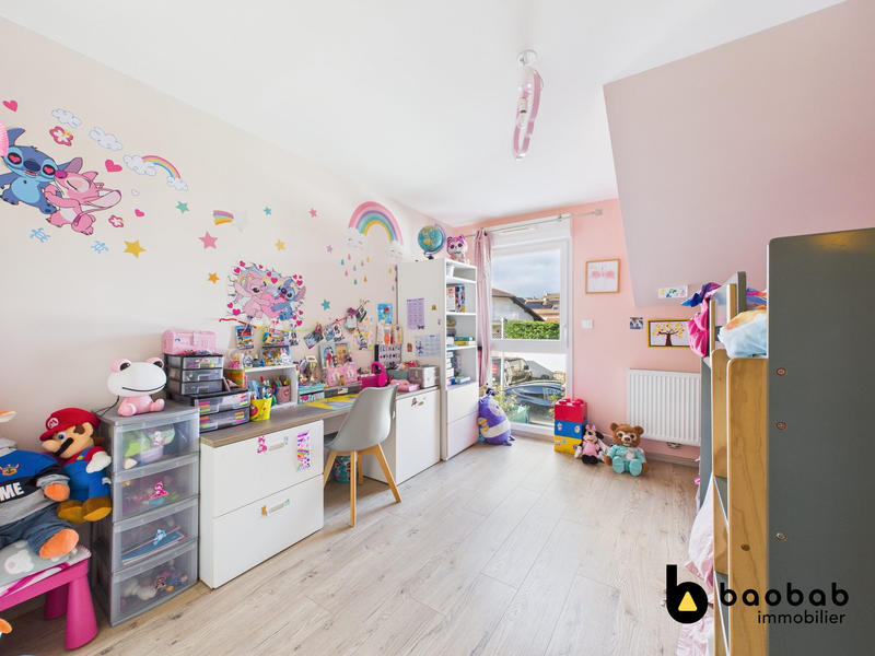 Appartement - 90 m² - 4 pièces