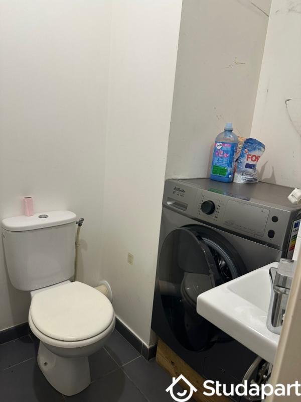 Chambre - 9 m² - 1 pièce