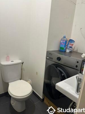 Chambre - 9 m² - 1 pièce