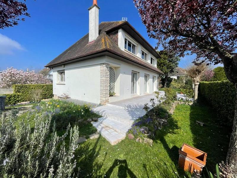 Maison - 133 m² - 7 pièces