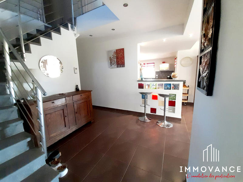 Villa - 196 m² - 7 pièces