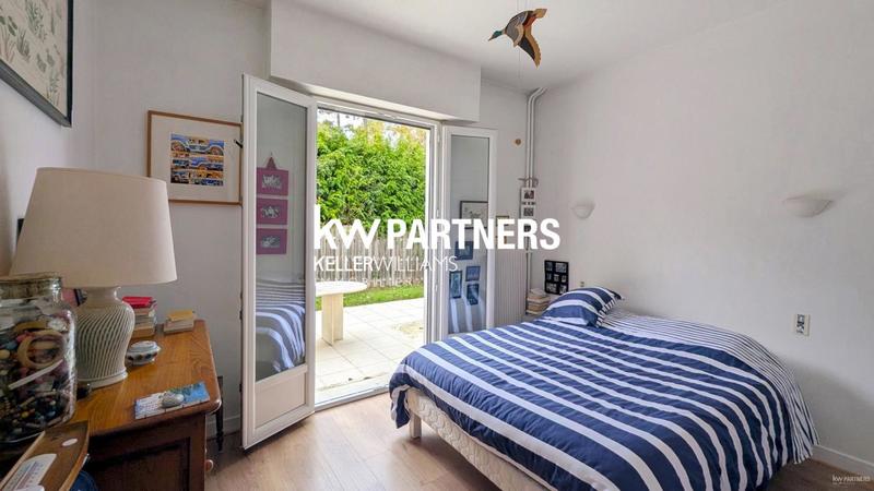 Maison - 185 m² - 8 pièces