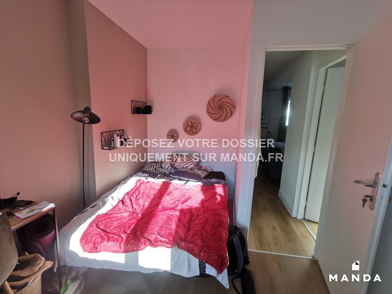 Chambre - 11 m² - 4 pièces