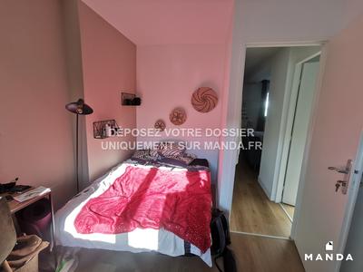 Chambre - 11 m² - 4 pièces