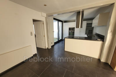 Maison - 94 m² - 4 pièces