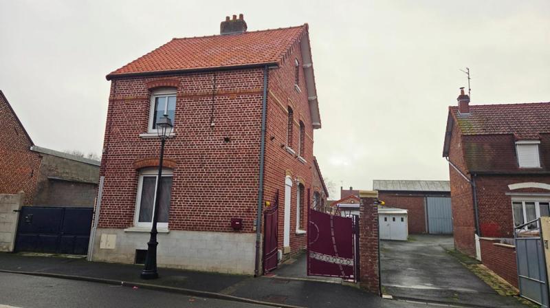 Maison - 108 m² - 6 pièces