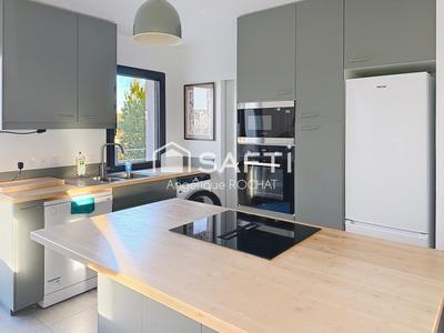 Maison - 90 m² - 3 pièces