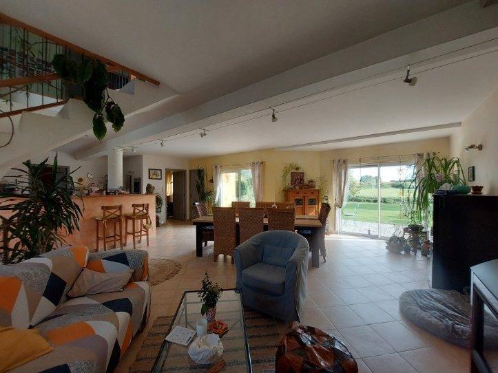 Maison - 126 m² - 5 pièces