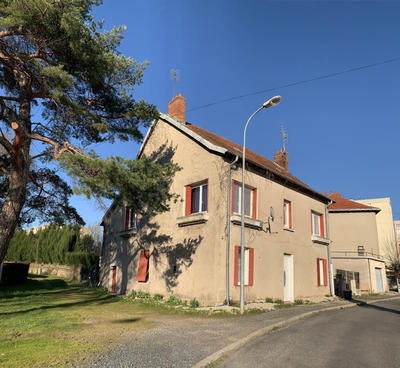 Maison - 130 m² - 8 pièces