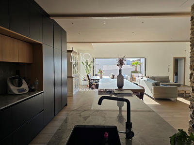 Maison traditionnelle - 172 m² - 5 pièces