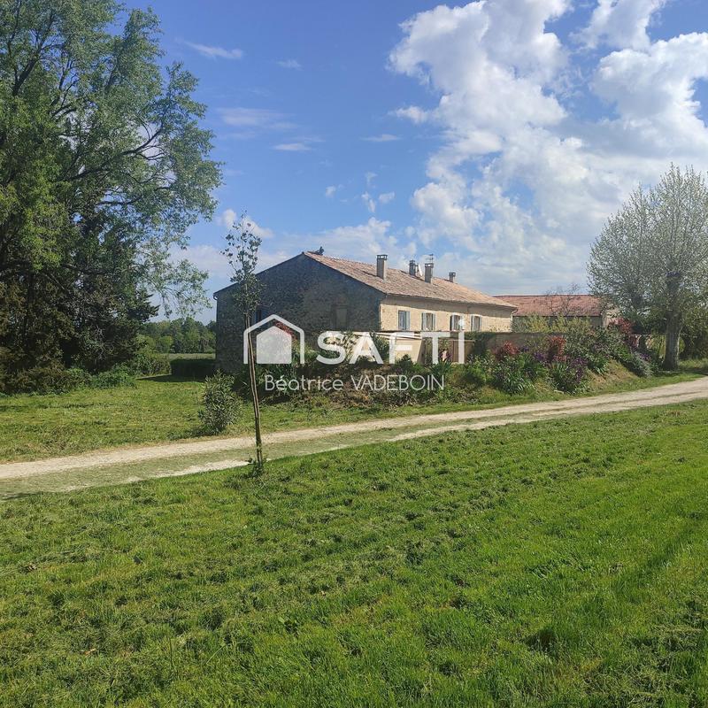 Maison - 200 m² - 5 pièces