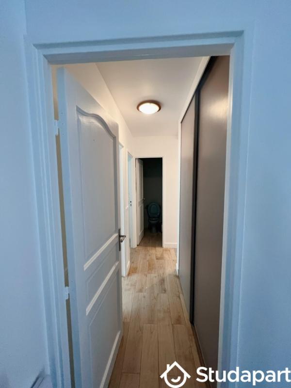 Chambre - 9 m² - 1 pièce