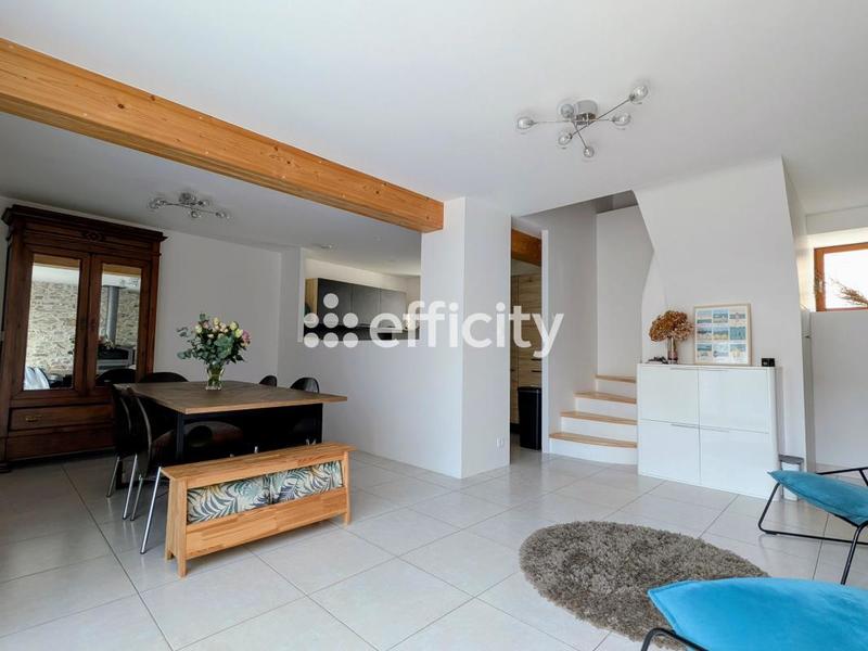 Maison - 123 m² - 6 pièces