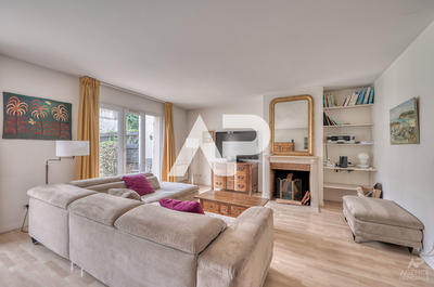 Appartement - 115 m² - 6 pièces