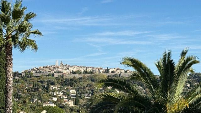 Maison - 188 m² - 2 pièces