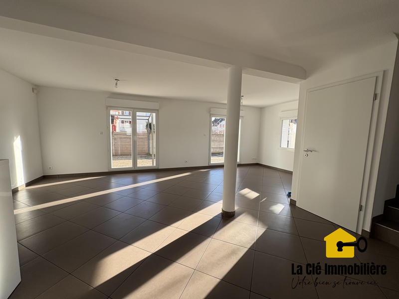 Maison - 92 m² - 5 pièces