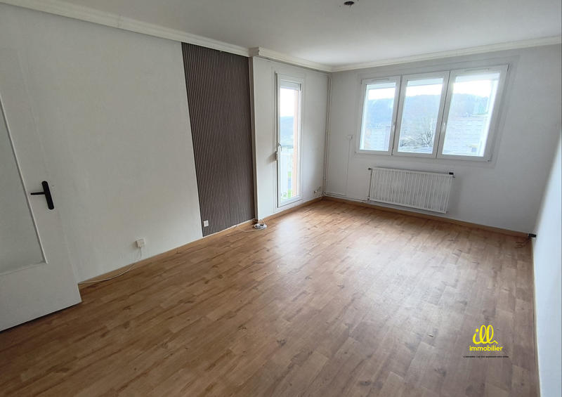 Appartement - 80 m² - 5 pièces