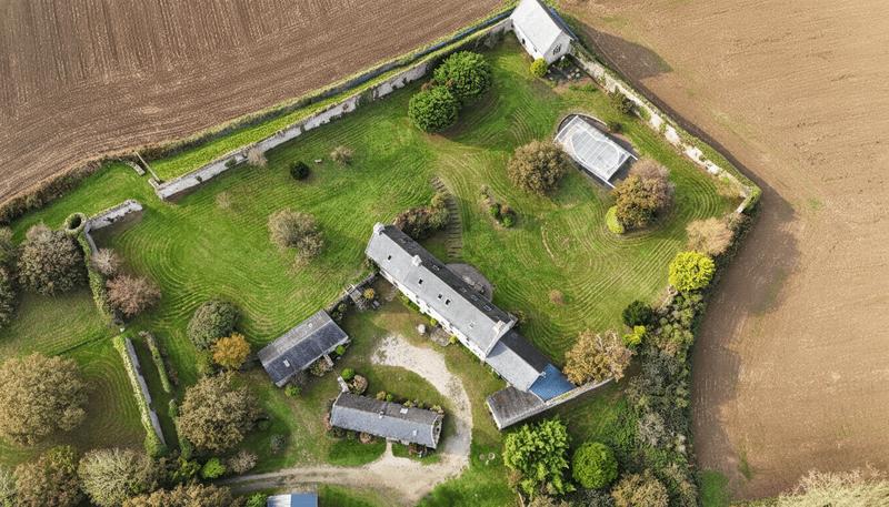 Château - 558 m² - 20 pièces