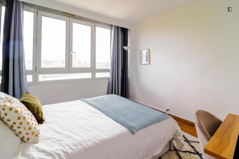 Chambre - 10 m² - 4 pièces