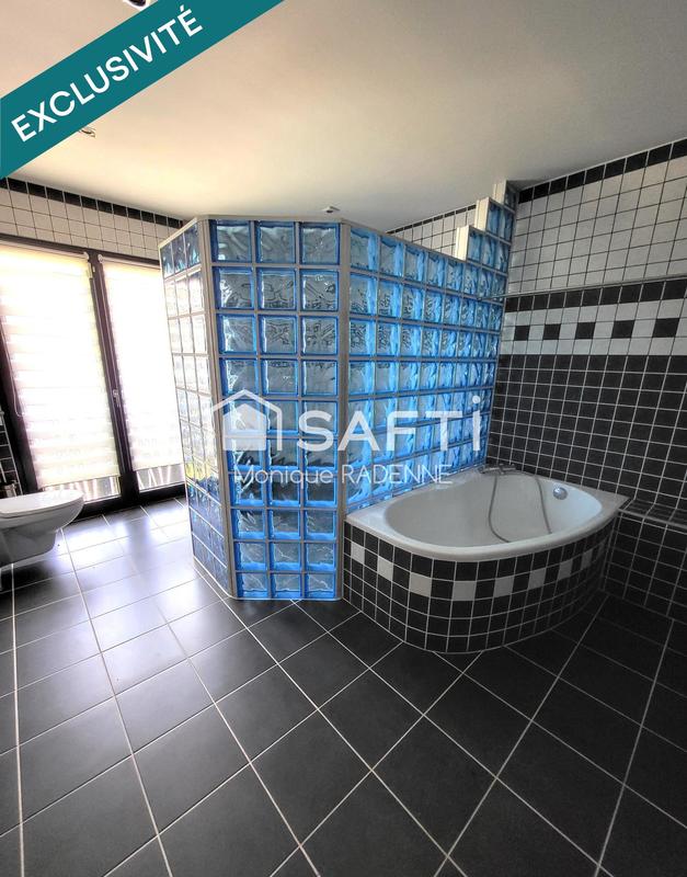 Maison - 190 m² - 6 pièces