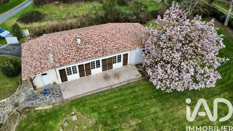 Maison - 97 m² - 4 pièces