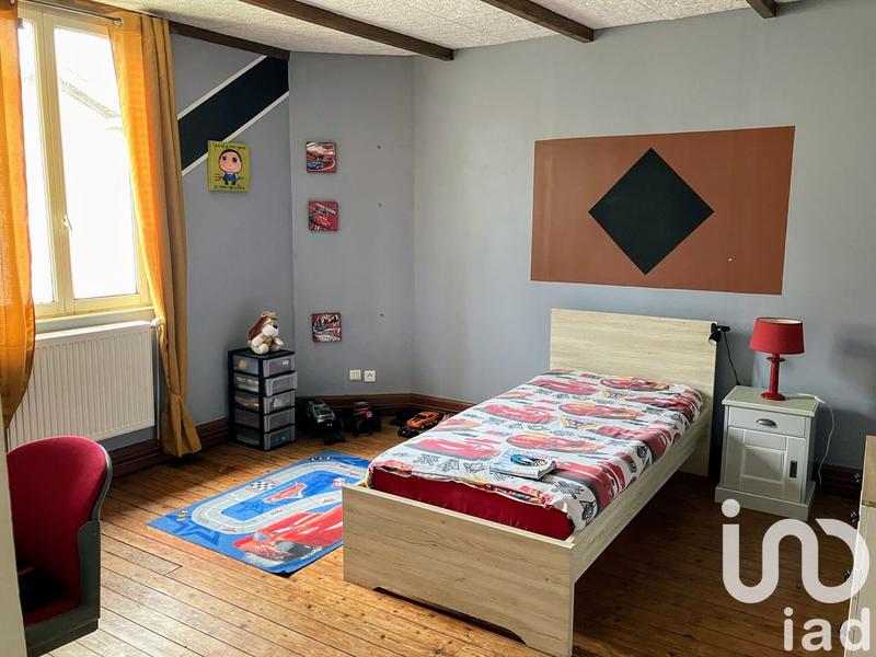 Maison - 220 m² - 8 pièces