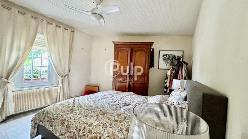 Maison - 197 m² - 8 pièces