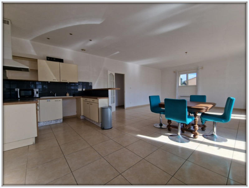 Maison - 77 m² - 3 pièces