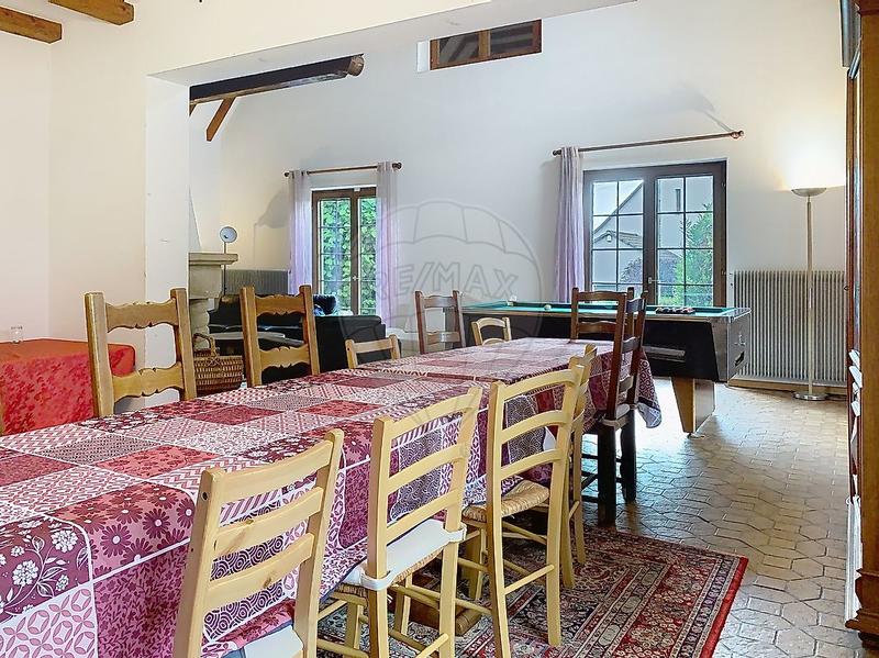 Gîte - 253 m² - 9 pièces