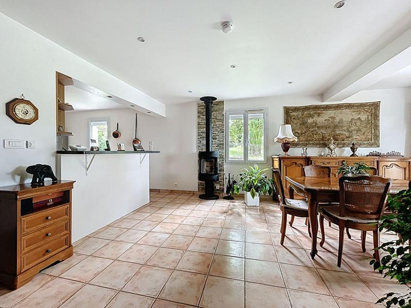 Maison - 175 m² - 8 pièces