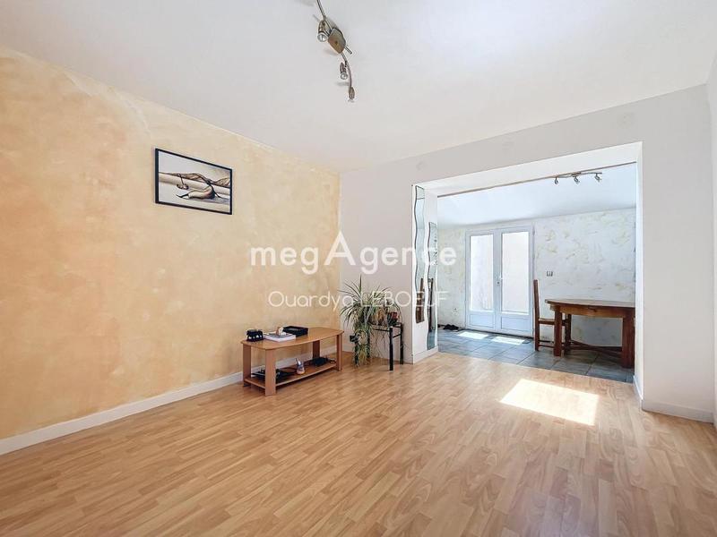 Maison - 64 m² - 4 pièces