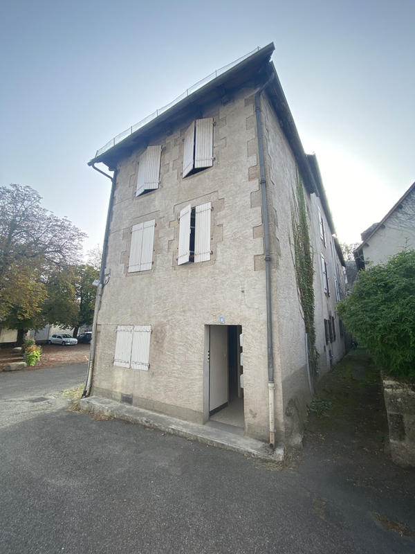 Immeuble - 75 m² - 4 pièces