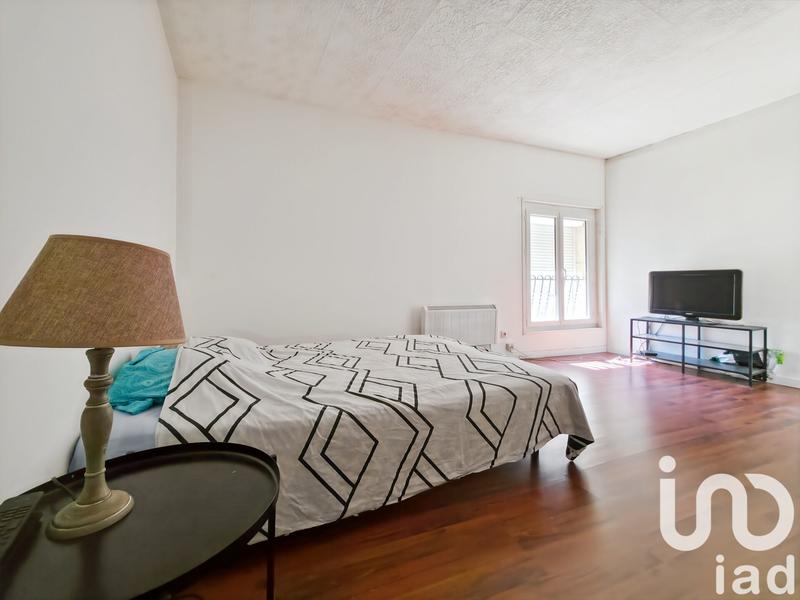 Maison - 213 m² - 7 pièces