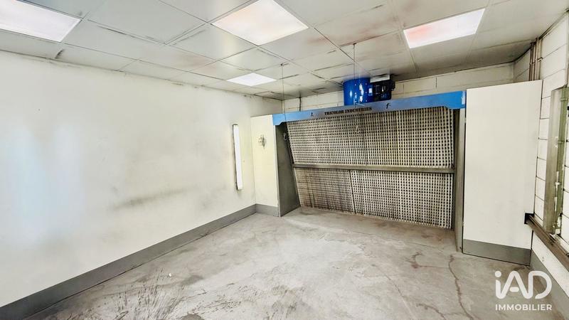 Local commercial - 267 m² - 3 pièces