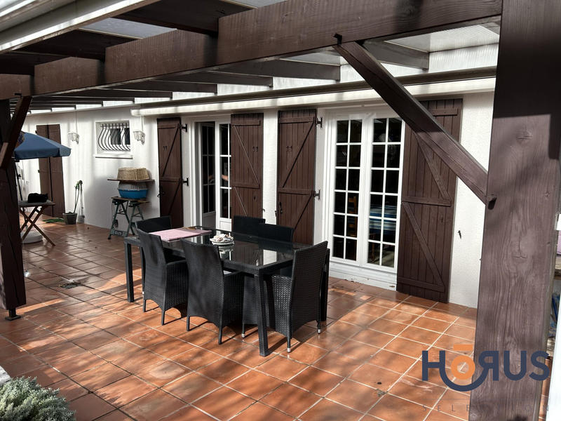 Viager - Maison traditionnelle - 96 m² - 4 pièces