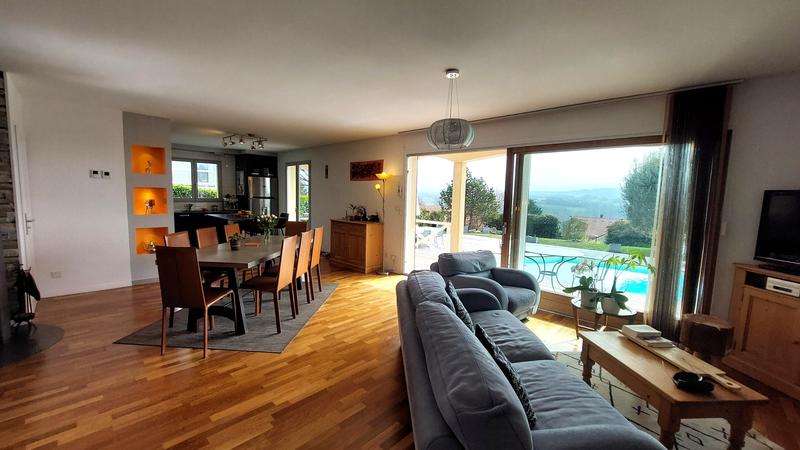 Maison contemporaine - 122 m² - 5 pièces