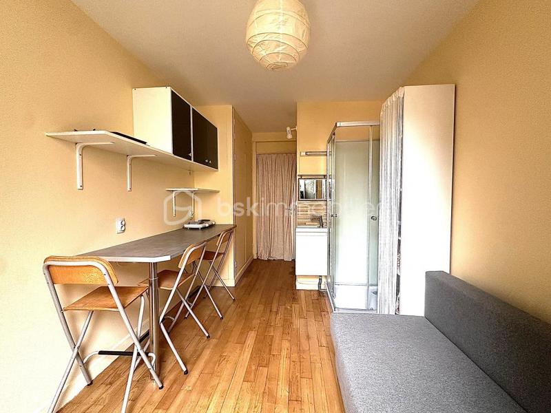 Studio - 11 m² - 1 pièce