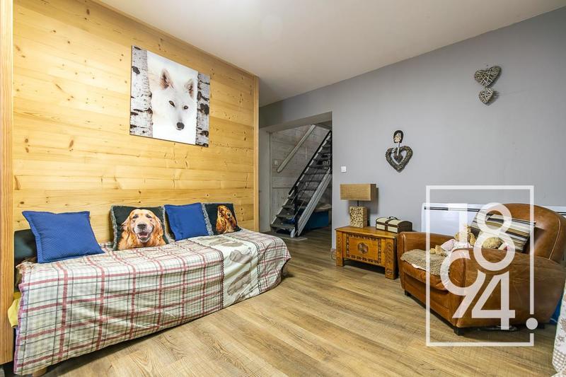 Maison - 182 m² - 8 pièces