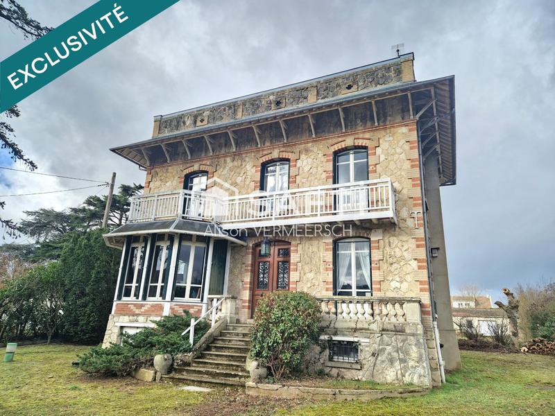 Maison - 191 m² - 9 pièces