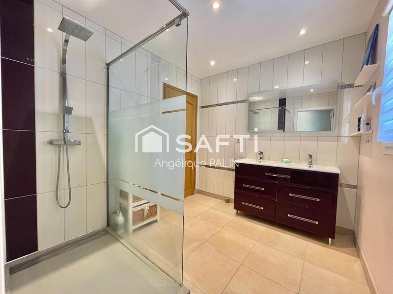 Maison - 159 m² - 6 pièces