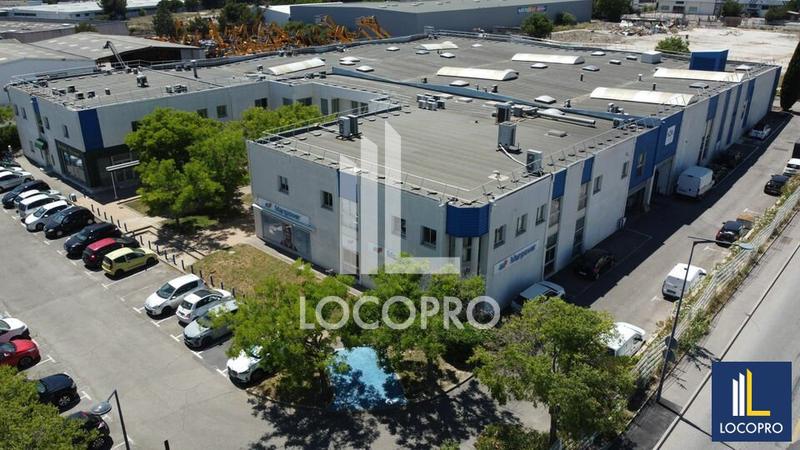 Local d'activité / Entrepôt - 446 m²