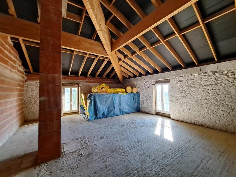 Maison - 185 m² - 15 pièces