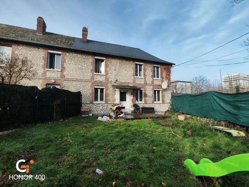 Maison jumelée - 118 m² - 5 pièces